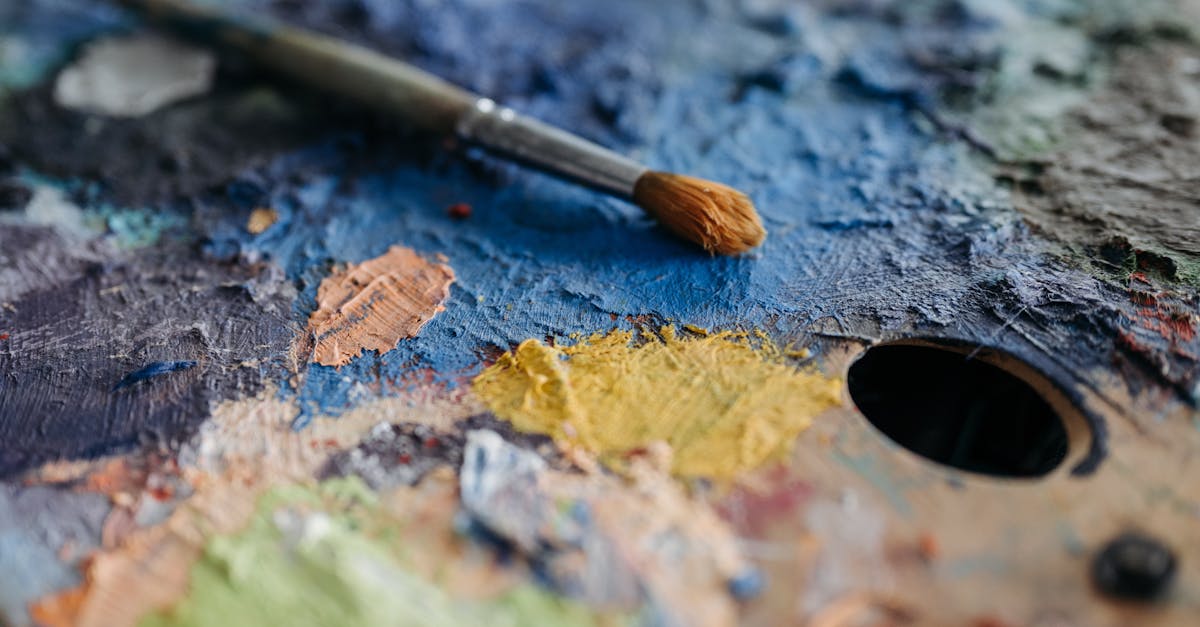 Exploring Identity through Abstract Expressions in Melbourne
